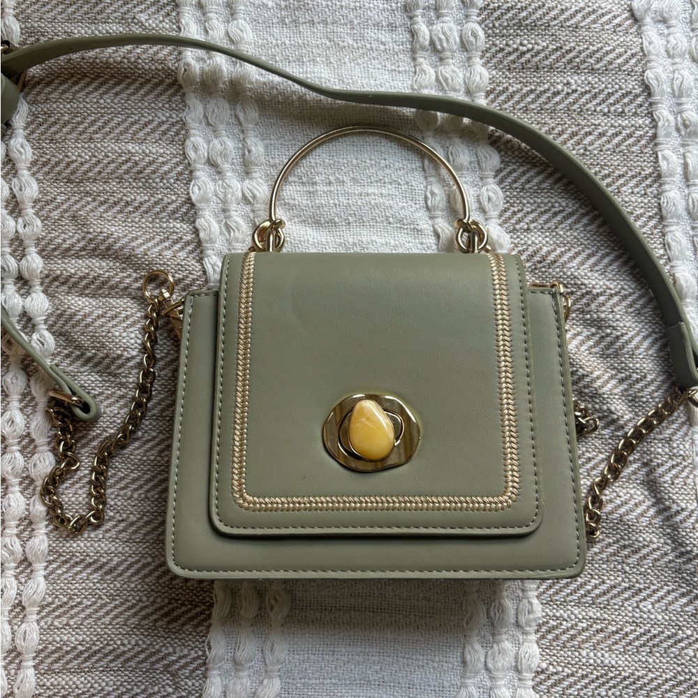 Elegant Green Handbag